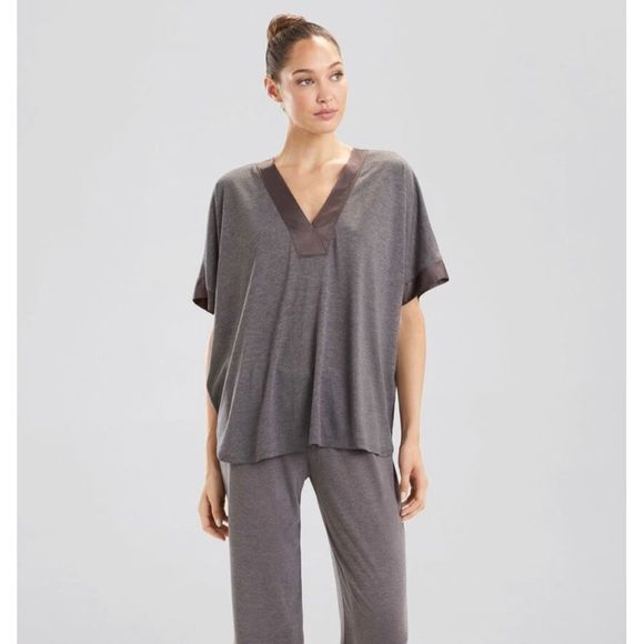 Natori Other - NWT N NATORI TERRY LOUNGE TOP